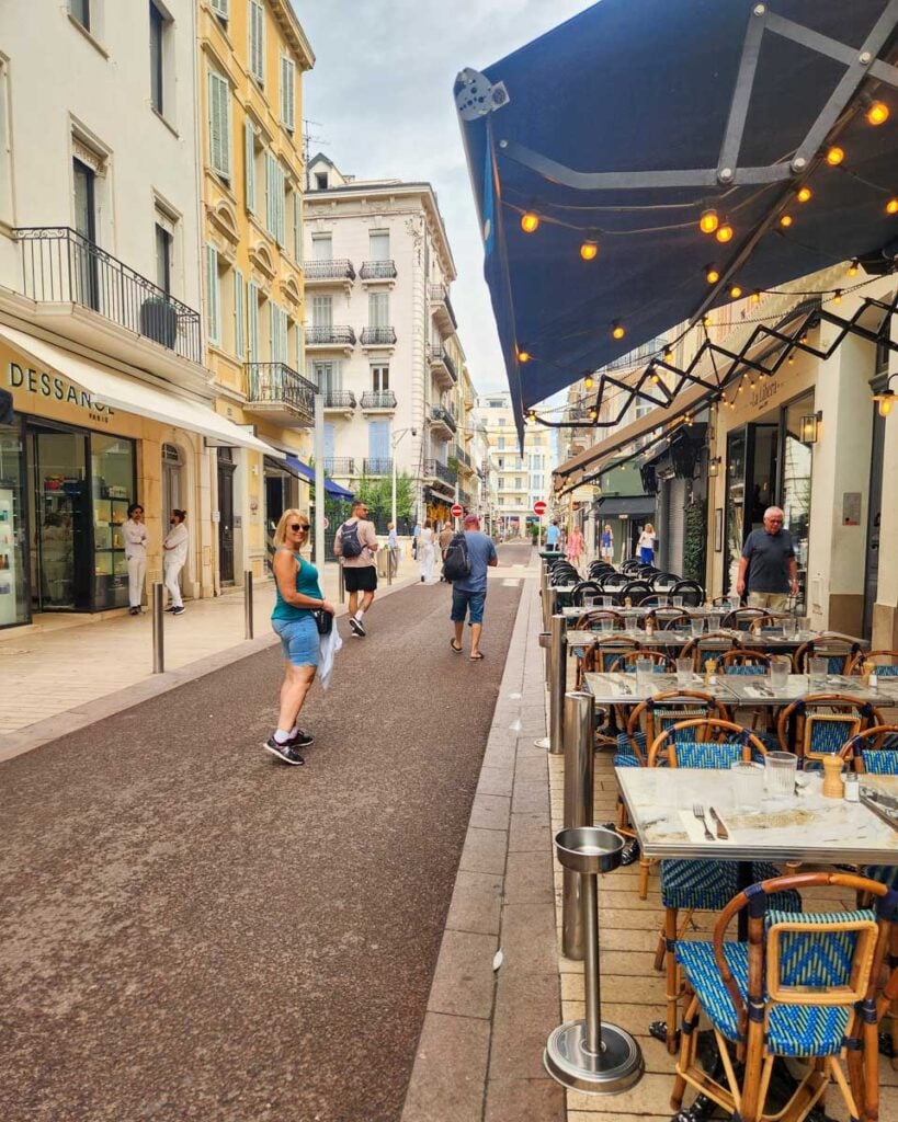 Rue d'Antibes, a famous shopping street in Cannes, France (2)