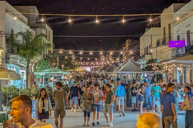 A night market with a large crowd in Europe