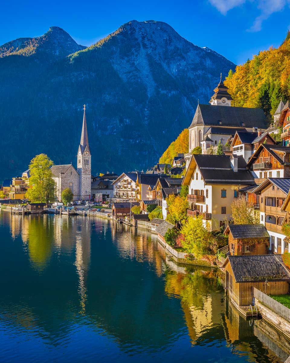 Hallstatt mountain village in fall, Salzkammergut, Austria