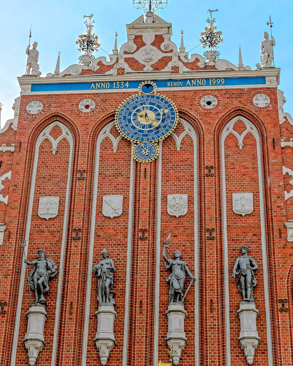 The-House-of-the-Black-Heads-seen-on-a-walking-tour-in-Riga-Latvia