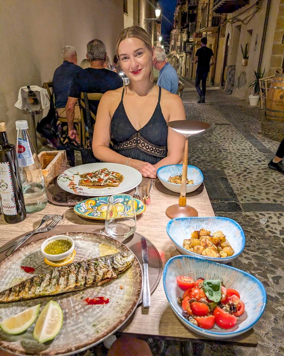Bailey-eats-dinner-on-the-Amalfi-Coast-Italy