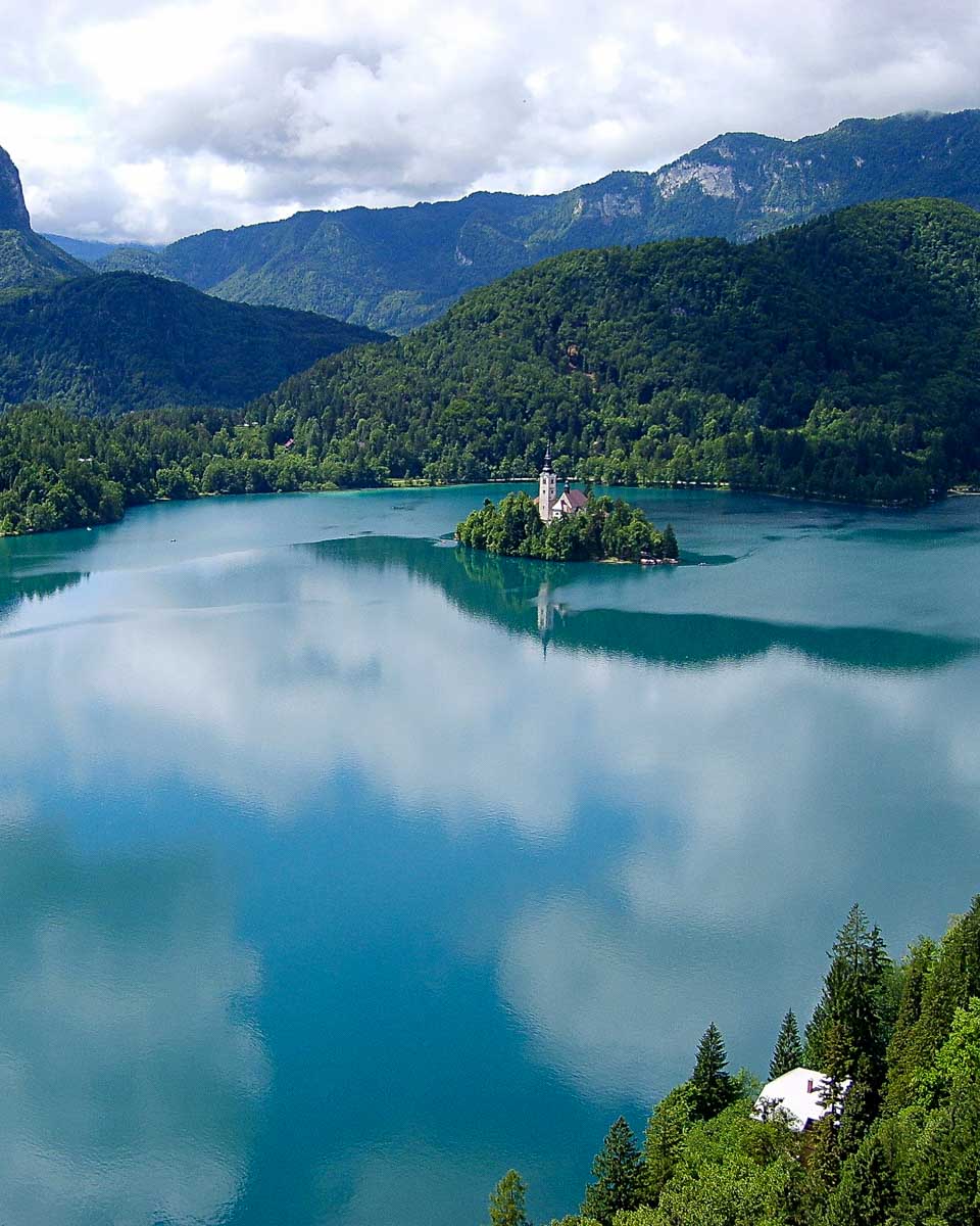 Looking-over-Lake-Bled-on-a-tour-from-Ljublijana-Slovenia
