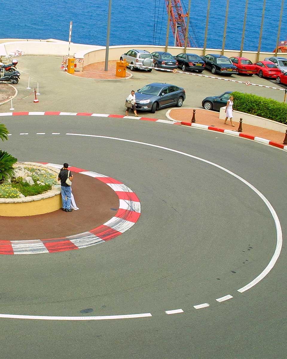 The-fairmont-turn-for-the-f1-track-in-Monaco