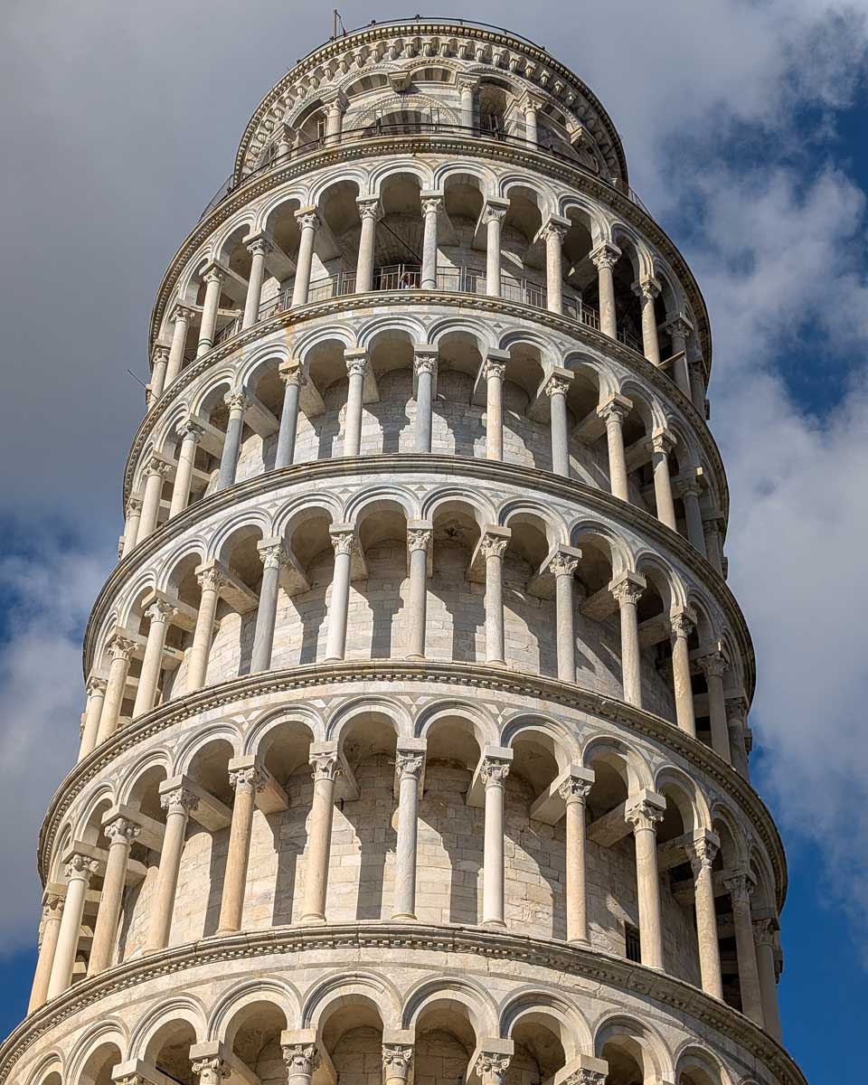The-Leaning-Tower-of-Pisa-in-Pisa-Italy-1