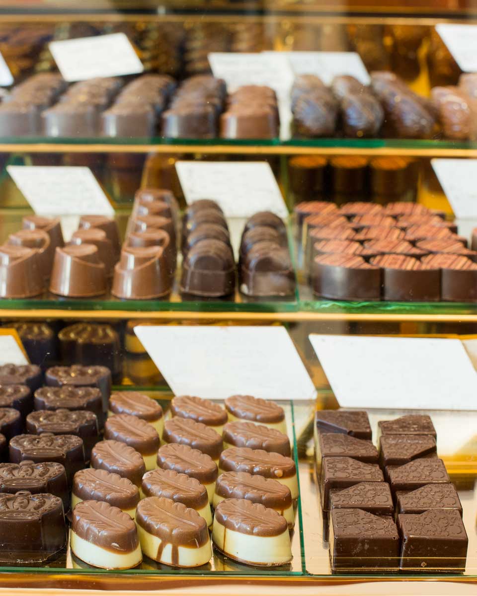 Chocolate-eaten-on-a-tour-in-Geneva-Switzerland