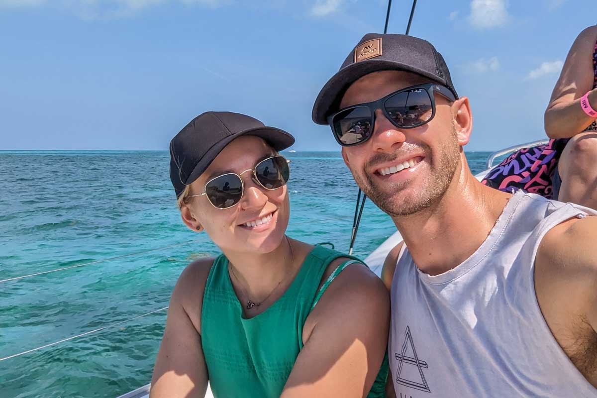 Daniel-and-Bailey-take-a-selfie-on-a-catamaran-cruise-Palma-de-Mallorca