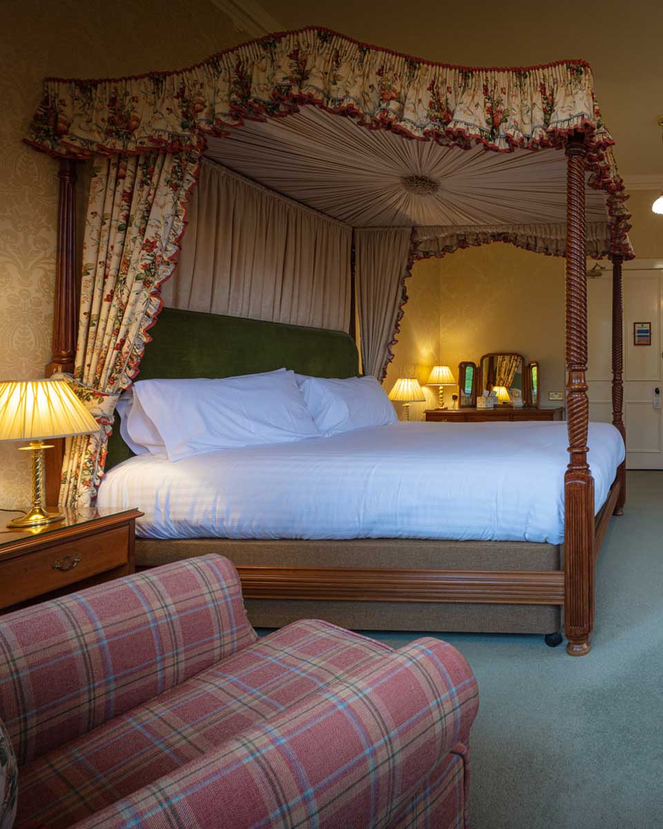 Glengarry Castle Hotel in Scotland 1