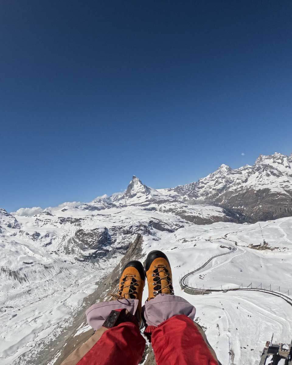 Matterhorn-Paragliding-on-a-tour-from-Zermatt-Switzerland-1