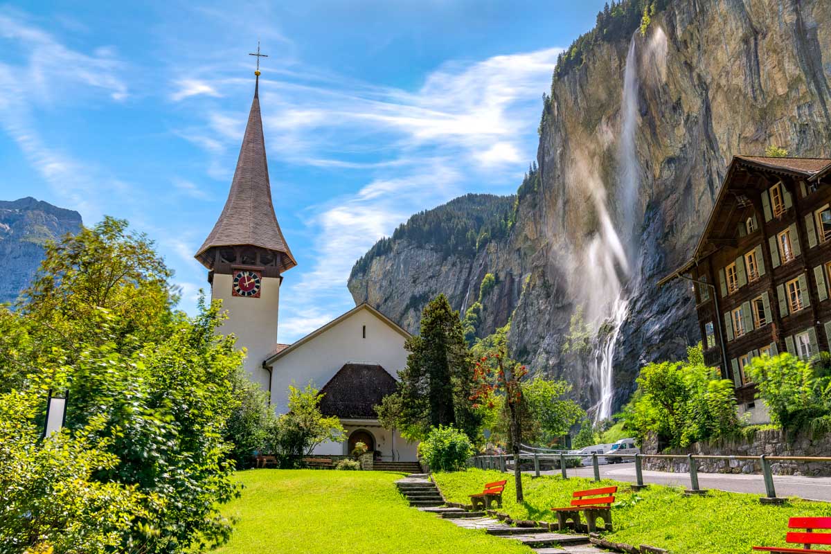 Staubbach Falls in Switzerland (1)