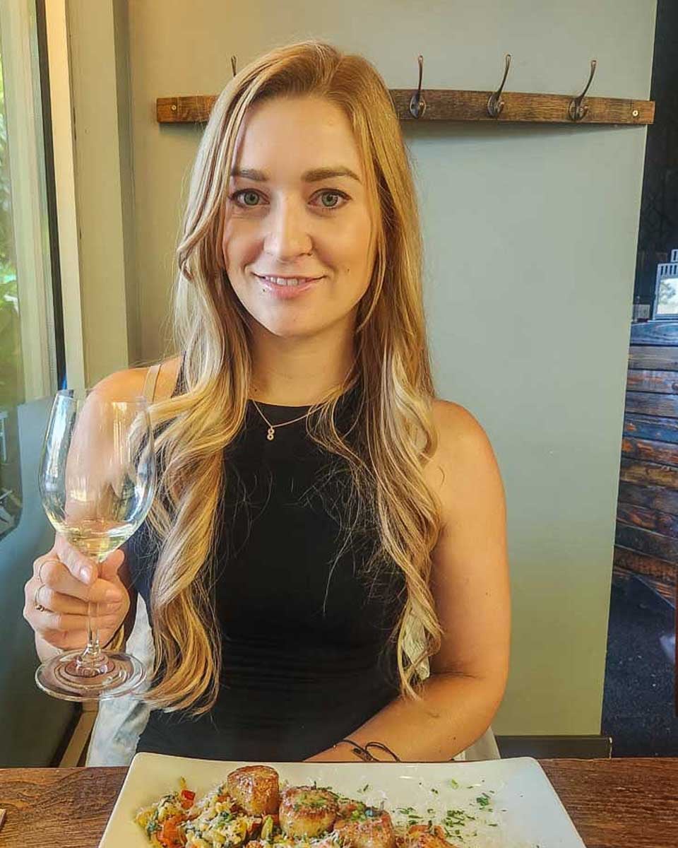 Bailey eats lunch in Taormina Italy