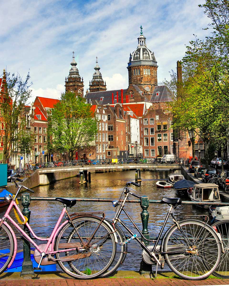 Bikes-in-Amsterdam-Netherlands