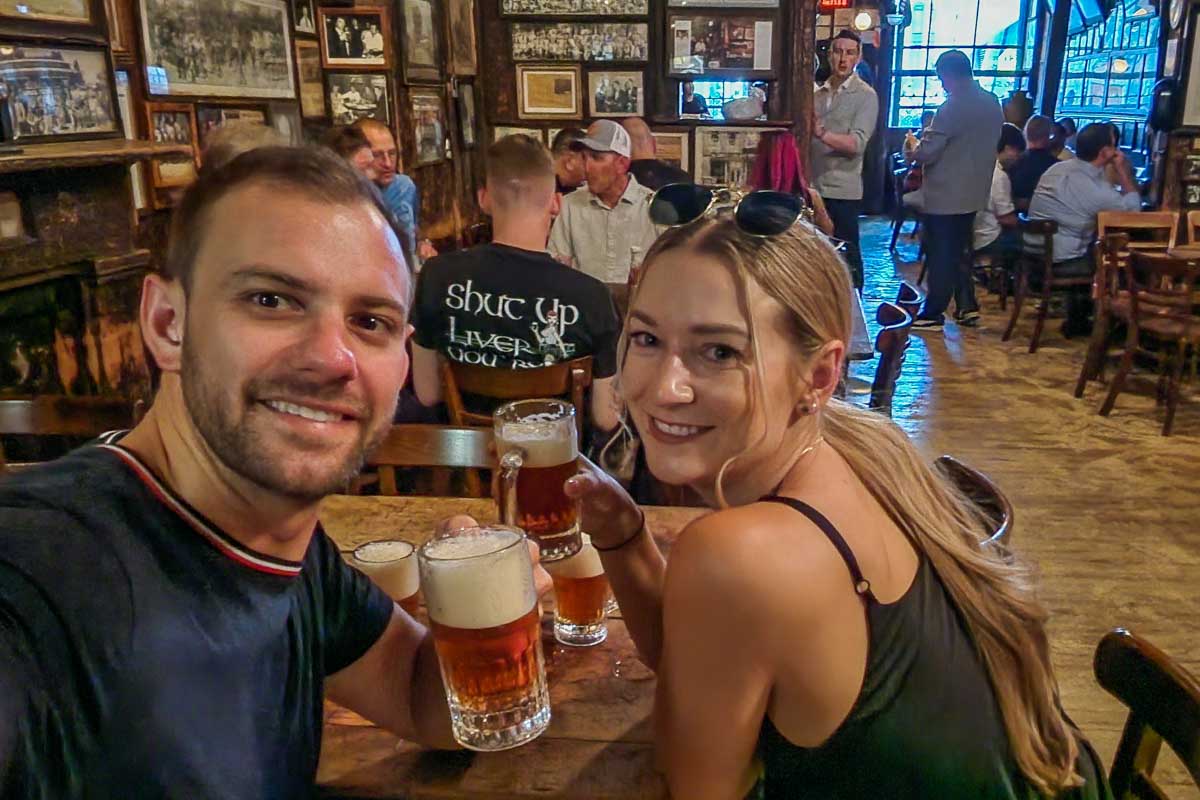 Daniel-and-Bailey-take-a-selfie-in-a-pub-Cotswolds England