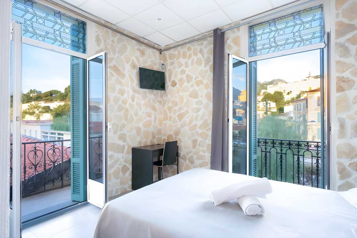 Hotel De Belgique à Menton in France, French Rivierea