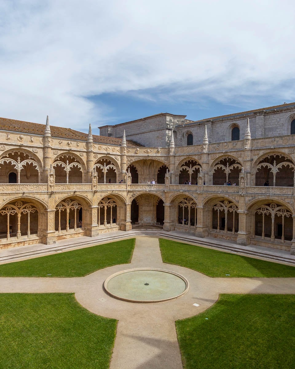 Jerónimos Monastery in Lisbon Portugal (1)