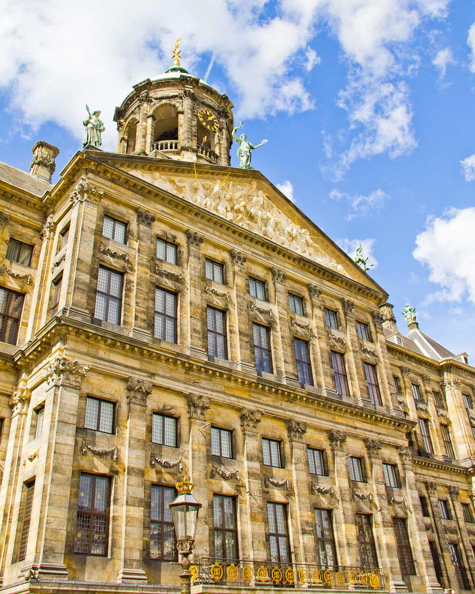 Looking-up-at-the-Royal-Palace-in-Amsterdam-Netherlands