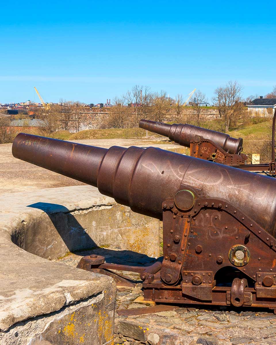 Old-guns-at-Suomenlinna-Fortress-on-a-tour-of-Helsinki-Finland