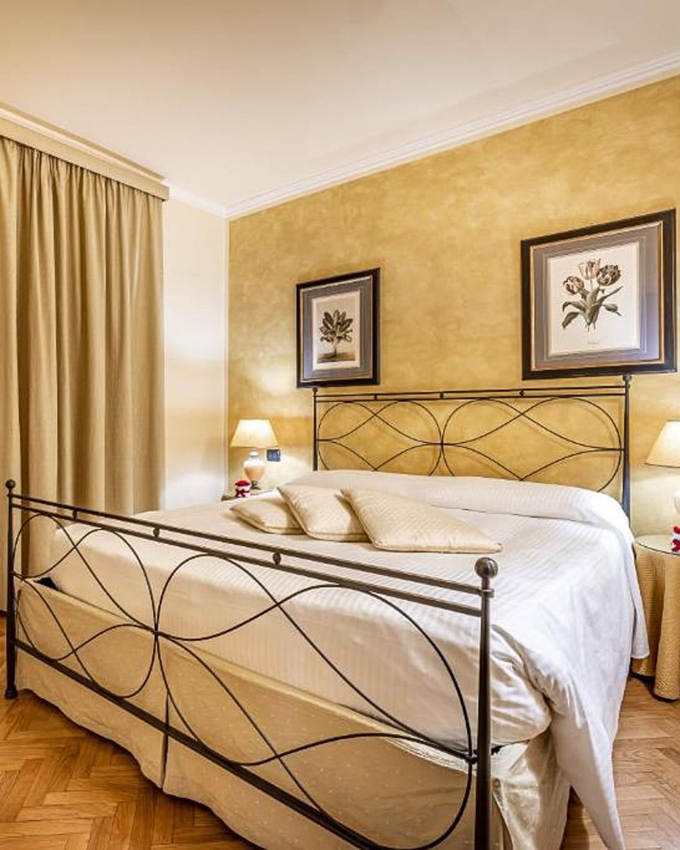 Palazzo Gamba Apartments al Duomo in Tuscany Italy