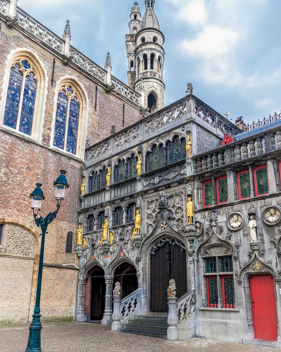The-Basilica-of-the-Holy-Blood-in-Bruges-Belgium