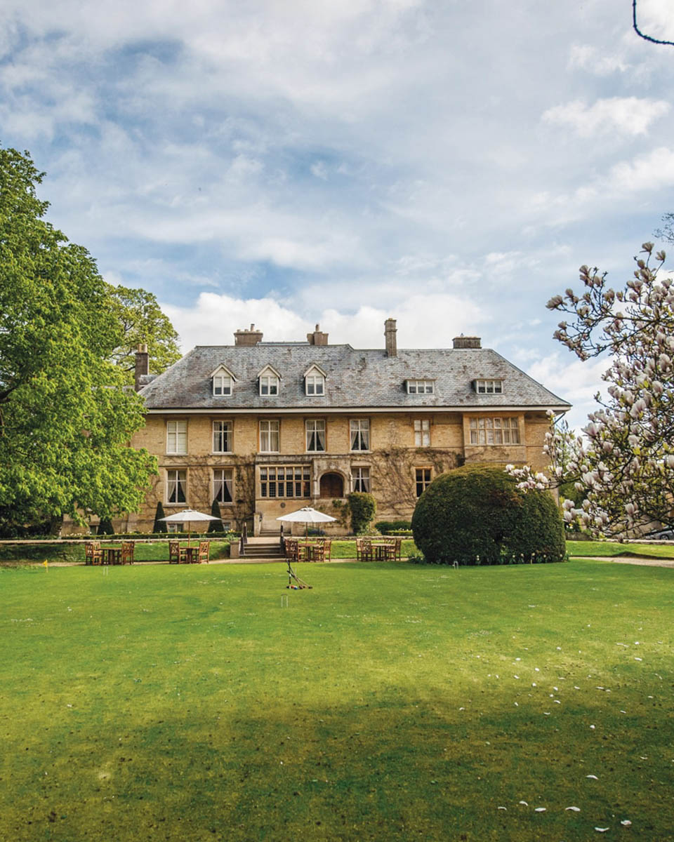 The Slaughters Country Inn in Cotswolds England 1