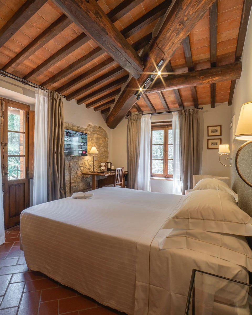 Ultimo Mulino Country Hotel in Tuscany Italy (1)
