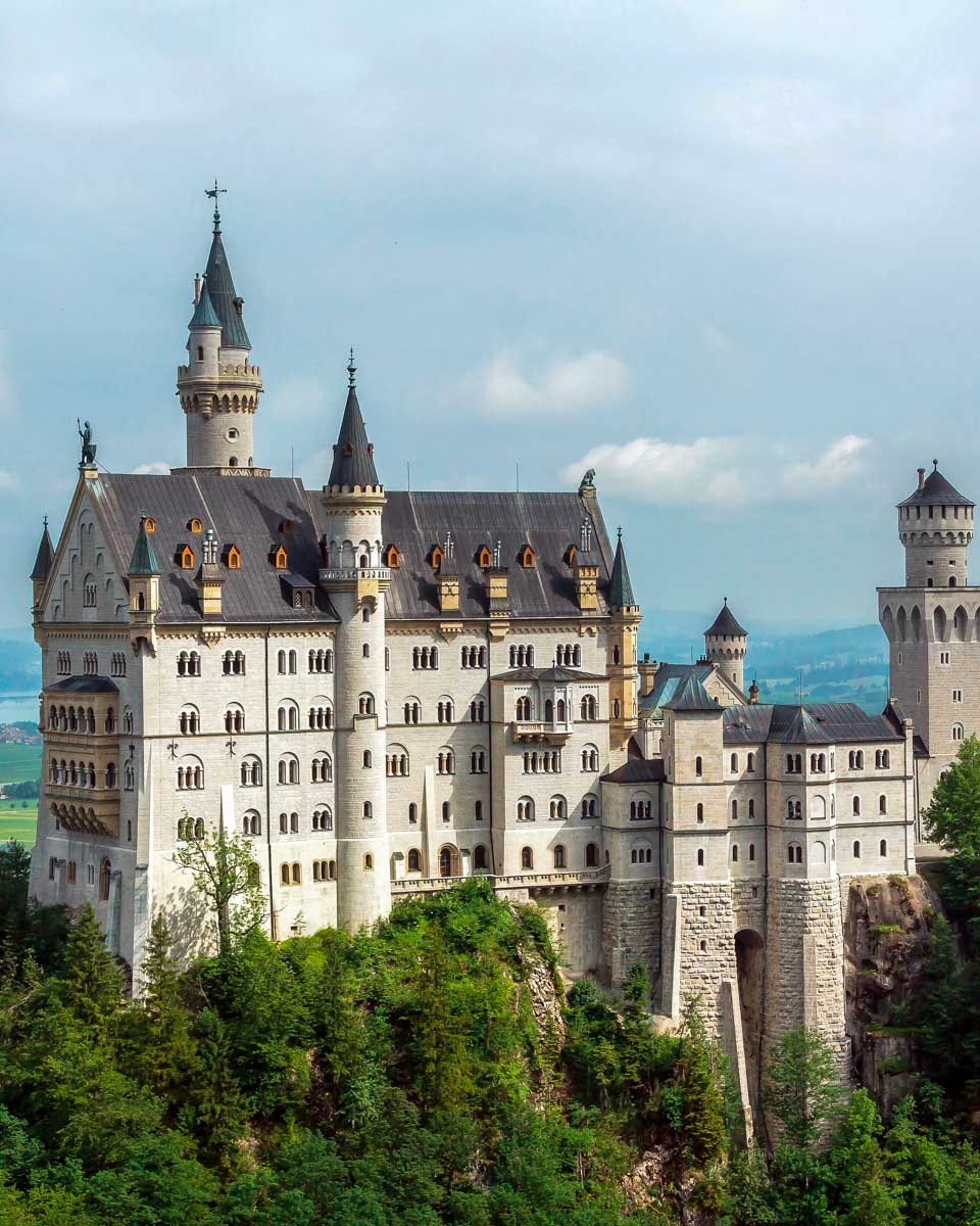 View-of-neuschwanstein-castle-on a tour from Frankfurt Germany