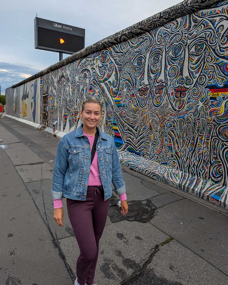 Bailey-walks-by-street-art-in-Berlin-Germany