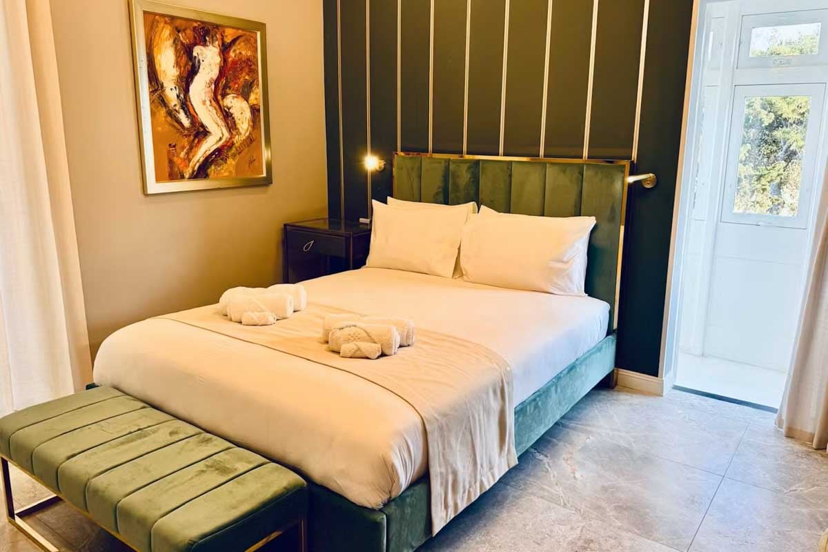 Howard House Hotel in Malta