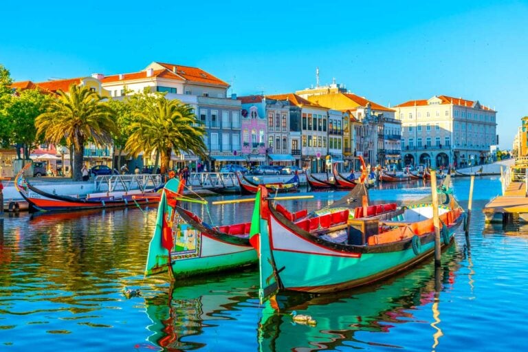 Moliceiro boats in Aveiro Portugal (2)