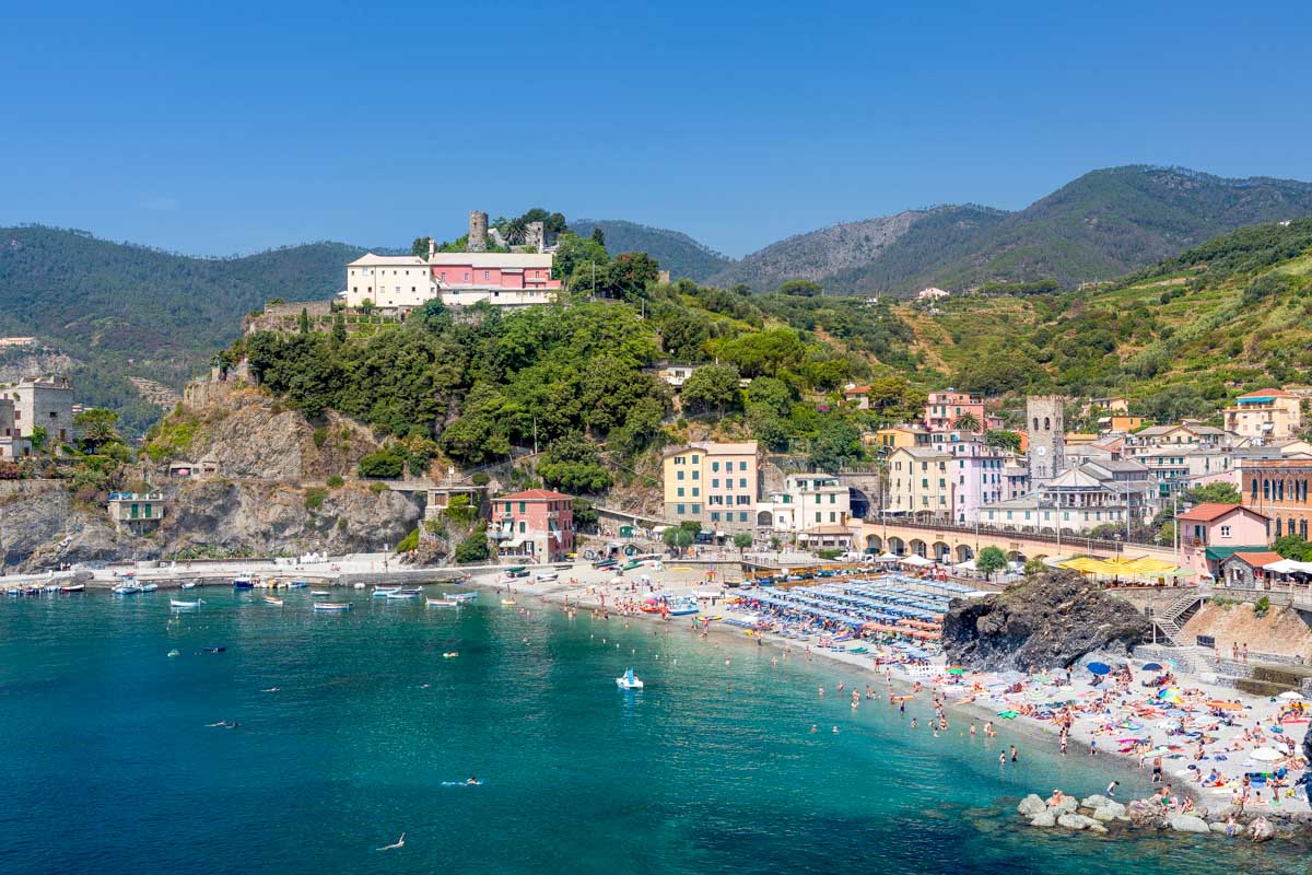 Monterosso al Mare in Cinque Terre Italy (2)