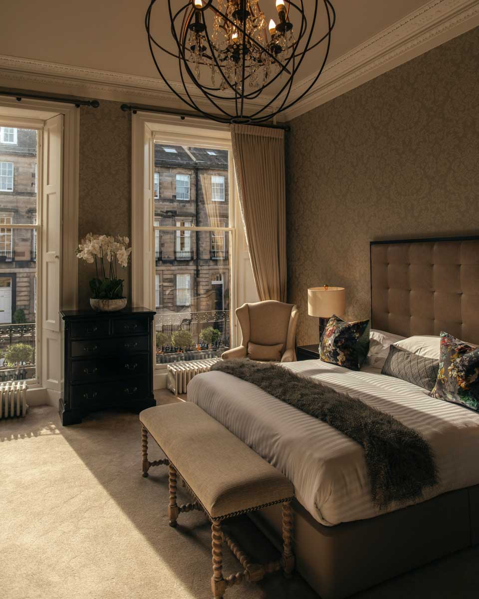 Nira Caledonia in Edinburgh Scotland 2