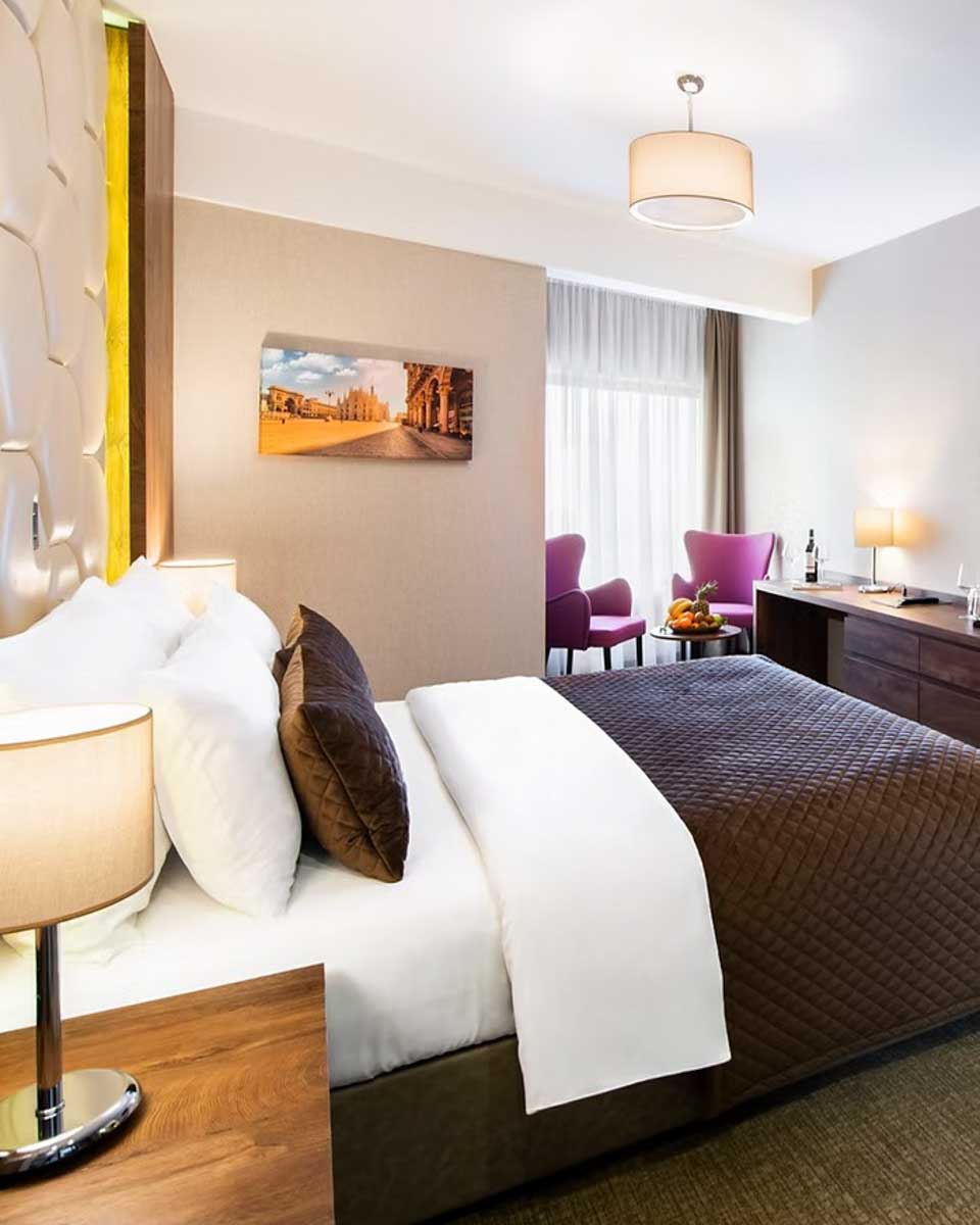 Amsterdam Hotel in Belgrade Serbia (1)