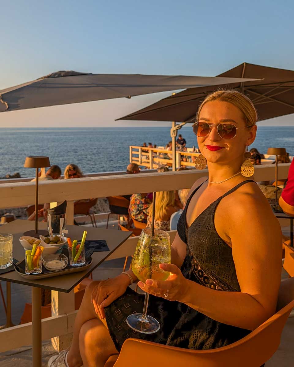Bailey-enjoys-a-cocktail-on-the-beach-in-Cadiz Spain