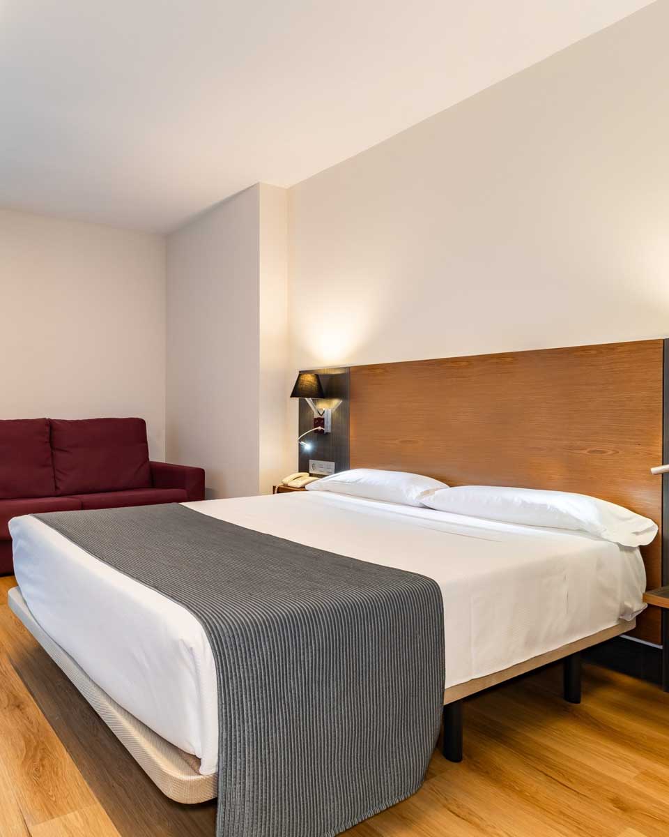 Hotel Regio Cádiz in Cadiz Spain (1)