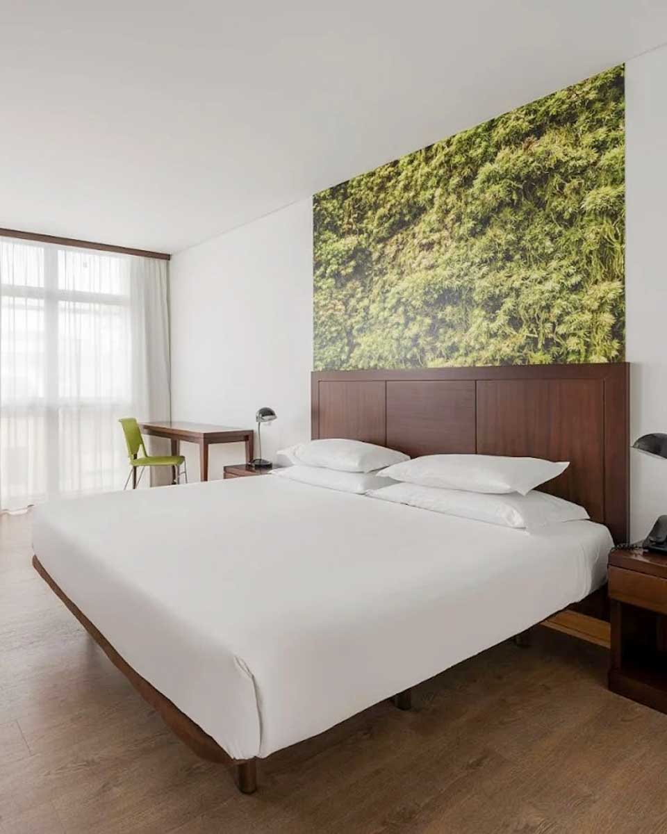 Neat Hotel Avenida in Ponta Delgada, Sao Miguel, Azores, Portugal (2)