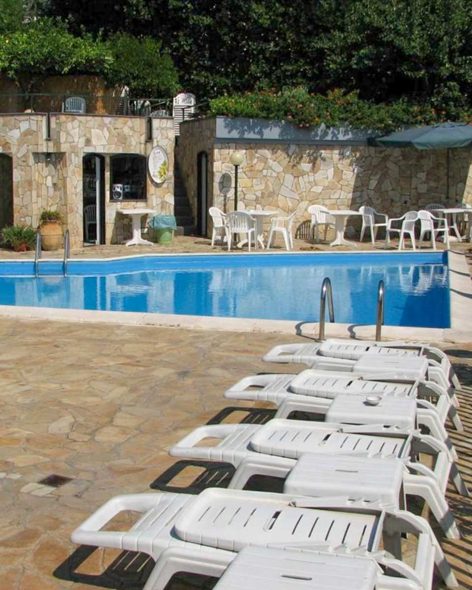 Hotel Bristol in Salerno Italy (3)