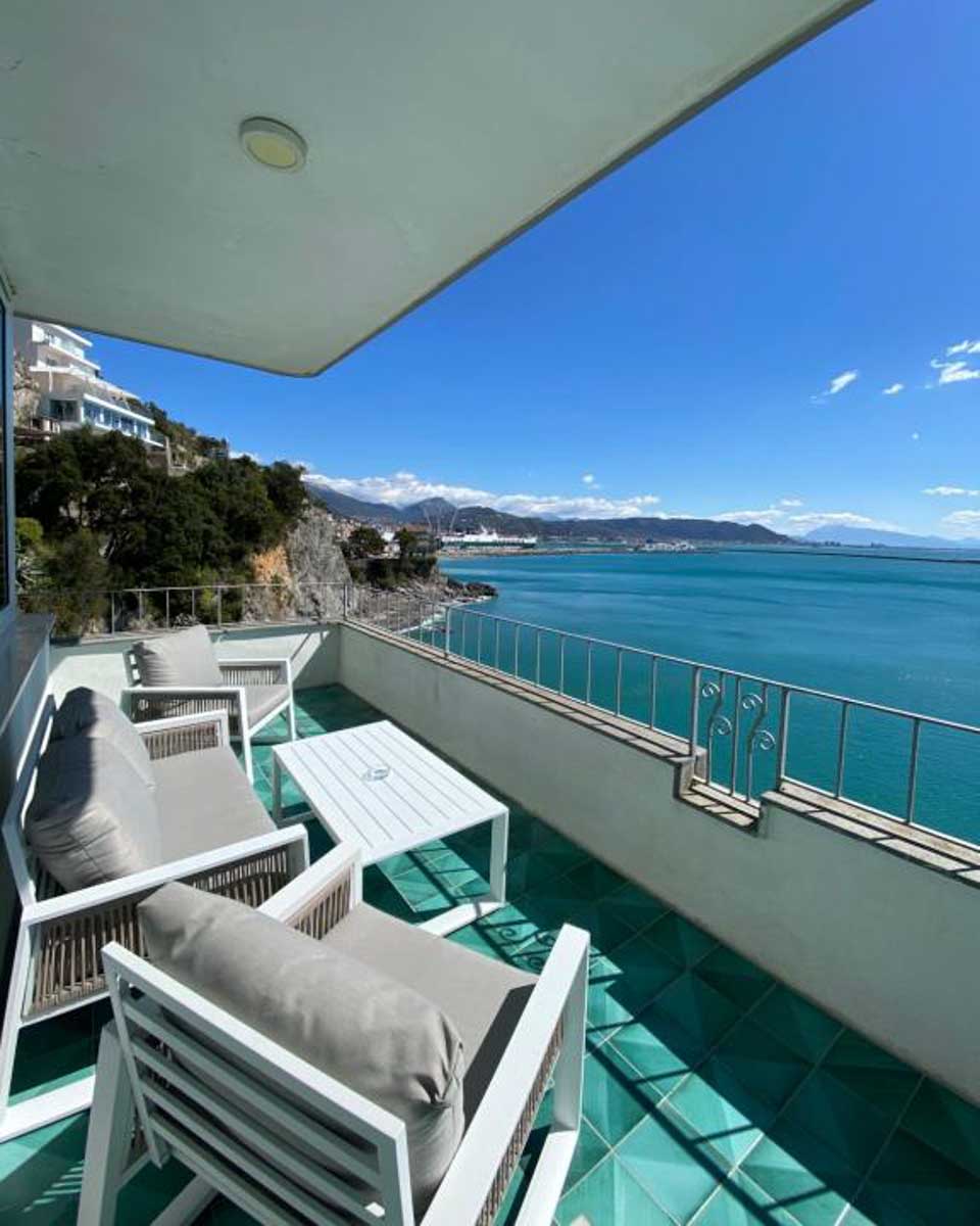 Hotel La Lucertola in Salerno Italy (2)