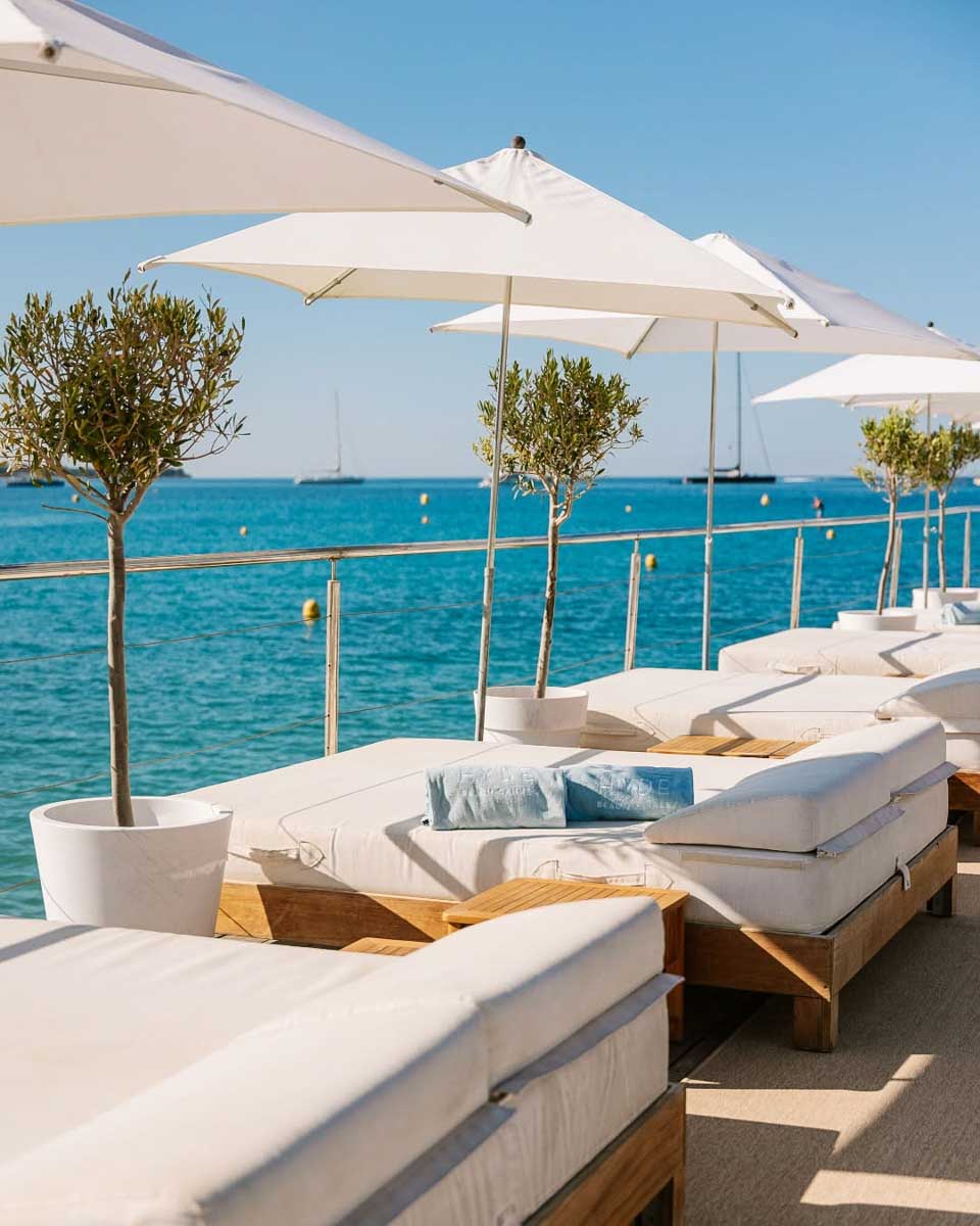 Sunbeds with an ocean view at Mondrian Cannes hotel