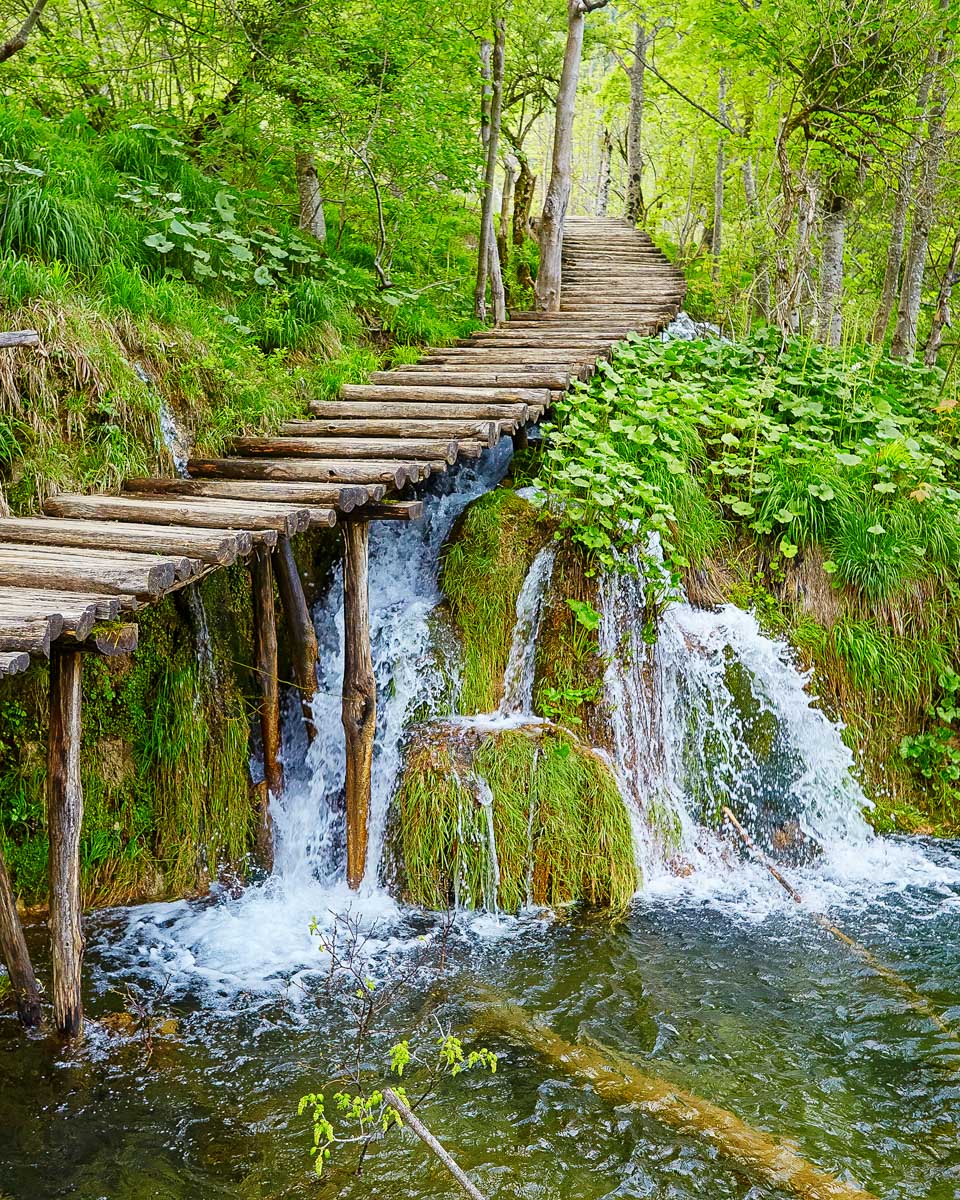 plitvice-lakes-national-park-a-boardwalk-seen-on-a-tour-from-Zadar Croatia